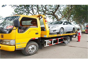 鹰手营子矿区附近24小时汽车拖车服务热线